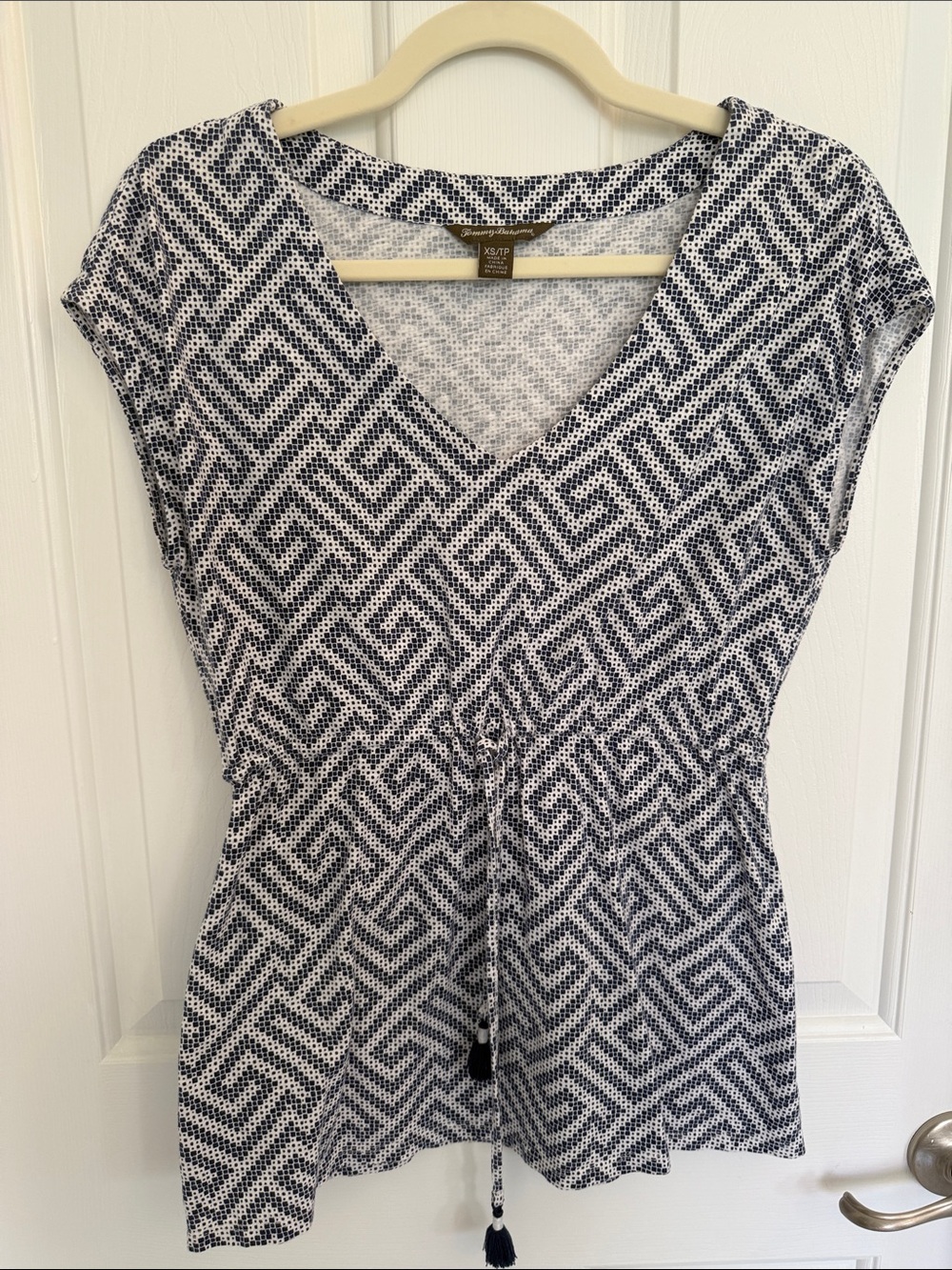 Tommy Bahama Navy and White Geometric V-Neck Tie-Waist Tunic